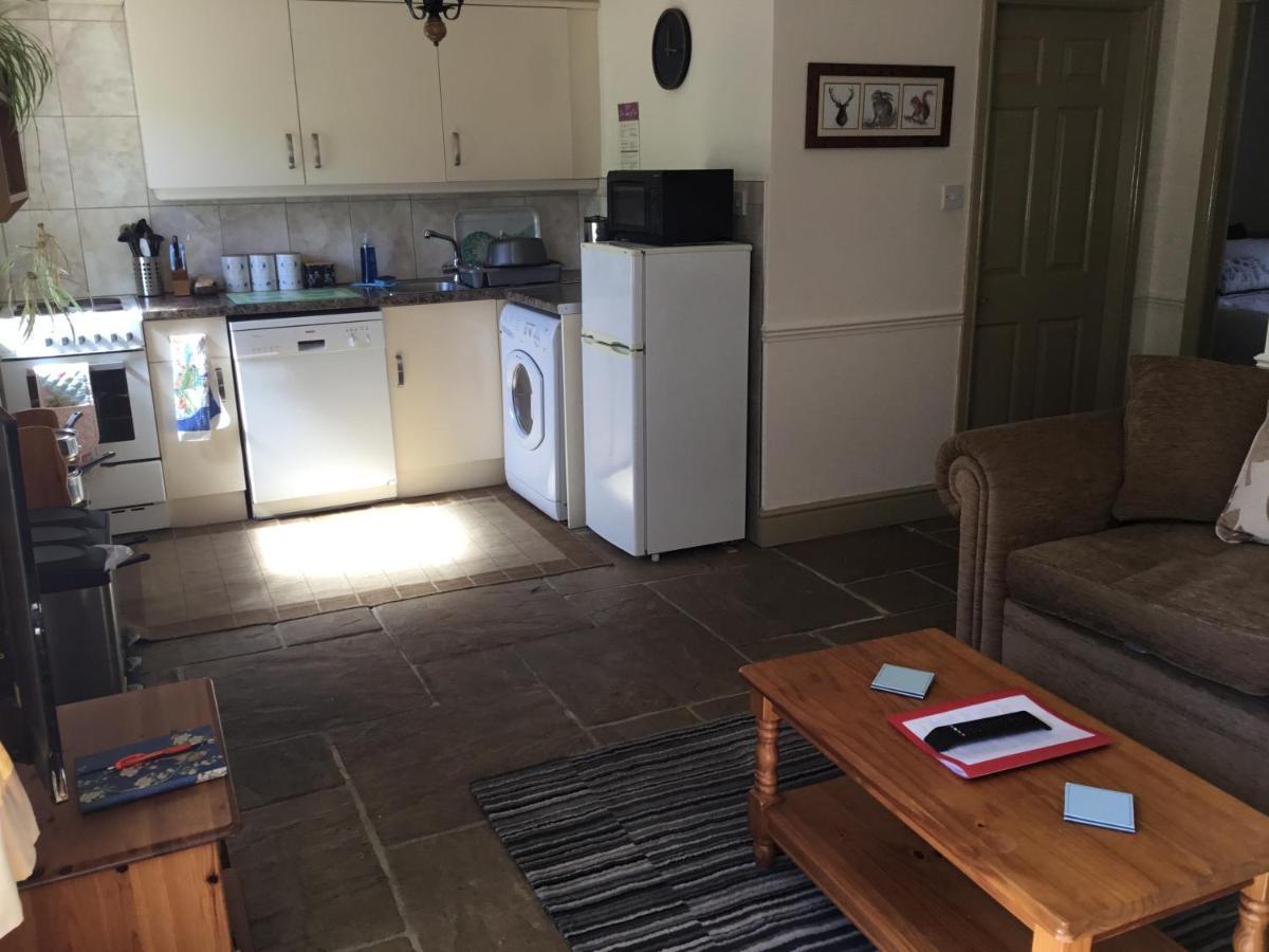 Bed and Breakfast The Burnside Edmondbyers Экстерьер фото